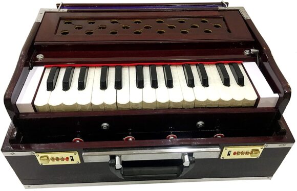 HARMONIUM, 2 1/2 OCTAVES, 32 KEYS, SMALL, PORTABLE, COMPACT, SPECIAL REEDS, SAFRI, WITH BAG (NATURAL WOOD COLOR)