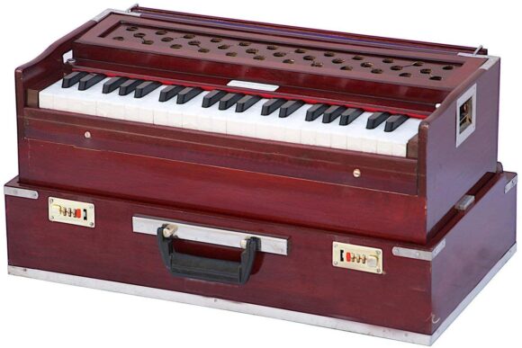 MUSICALS folding Harmonium A440, rosewood color, 42 keys, with coupler