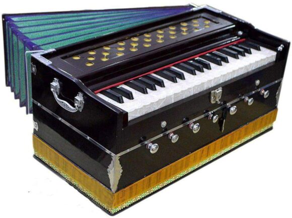 MUSICALS Harmonium 3.25 octave, 7 stops, 3 drone, perfect for playing