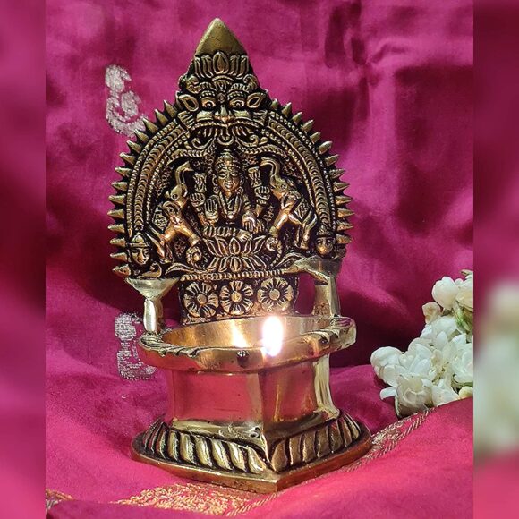 Oil Lamp Pooja Diya Brass Light Puja Decorations Mandir Decoration Items Handmade Home Backdrop Decor Lamps Made in India Decorative Sri Kamachi Amman Vilaku Kamakshi Vilakku - Golden - Image 6